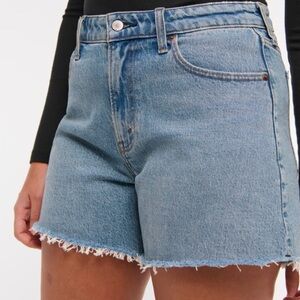 A&F Curve Love High Rise Dad Short